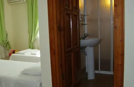 Besik Otel 3*